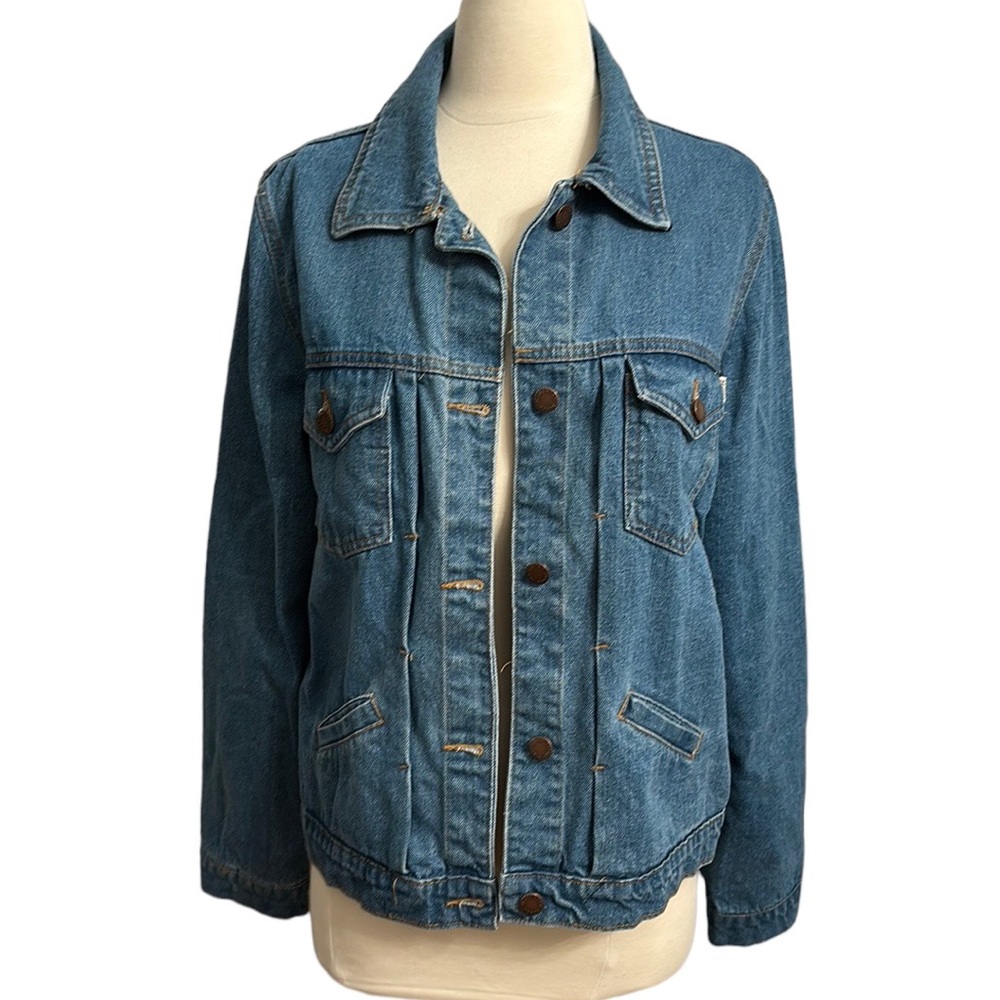 Jean distress denim jacket size large